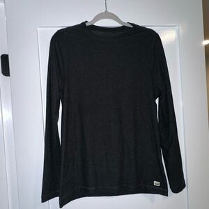 vuori men’s long sleeve